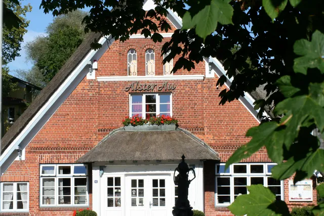 Alster Au - Feiern - Schlafen - Tagen