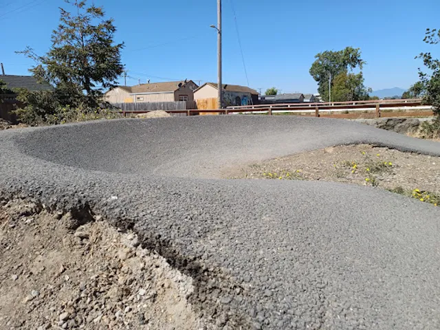 Dirt World Bike Skills Park