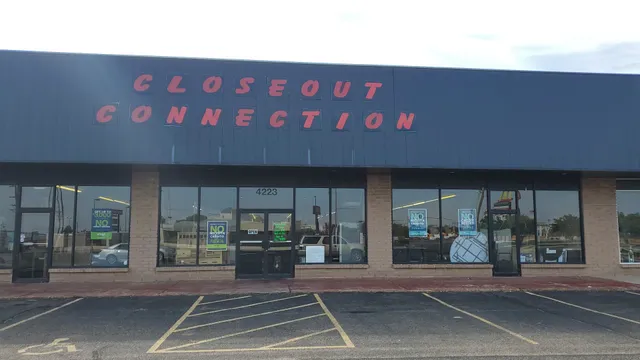 Amarillo "Close Out Connection" Furniture mattress homegoods