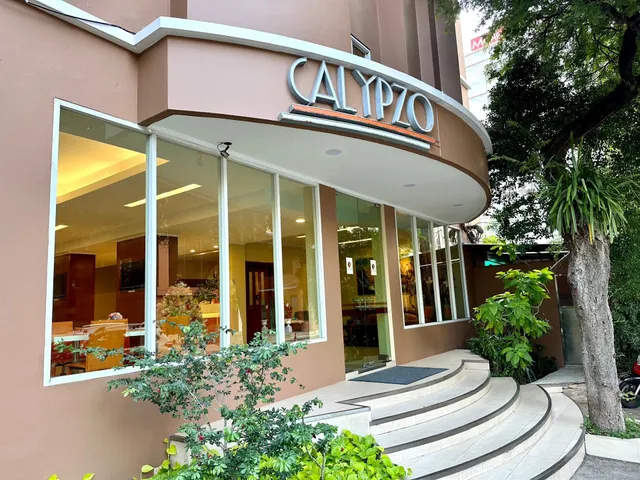 Calypzo Bangkok Boutique Hotel