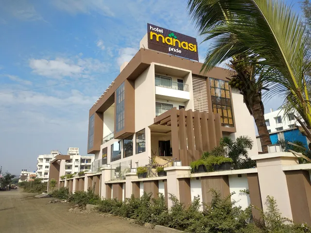 Hotel Manasi Pride