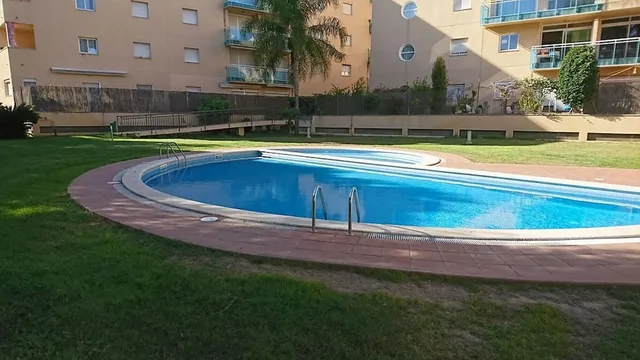 UHC Golden Pineda Family Complex