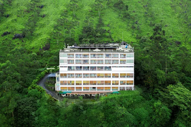 Amber Dale Munnar-Kondody Hotels