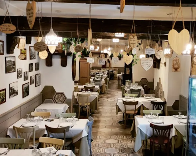 Miseria e Nobiltà trattoria casereccia ,pizzeria