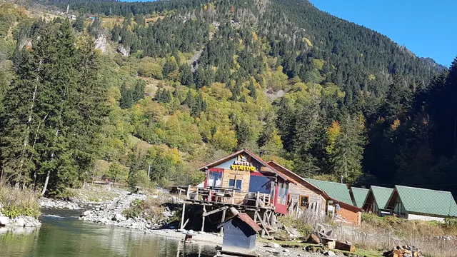 Çat Vadisi Doğa Köyü