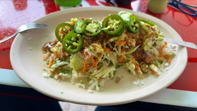 Fonda Cafe El Chirmolito