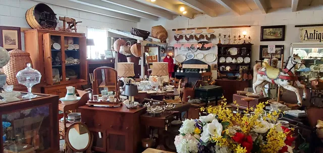 West End Antique Mall