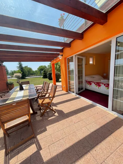 Ladanjska kuća Maras