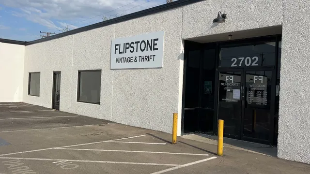 Flipstone Vintage & Thrift