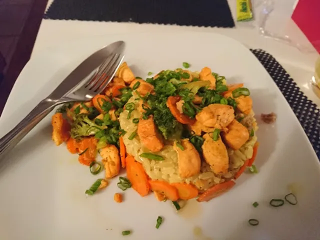 Noblyaki Oriental Bistrô e Bar