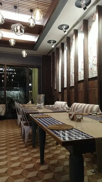 Rajwada, Pramod Hotel & Resorts