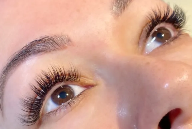 Natascha Darling Lashes