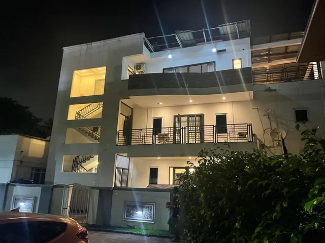 AlanVal Apartments & Rooms