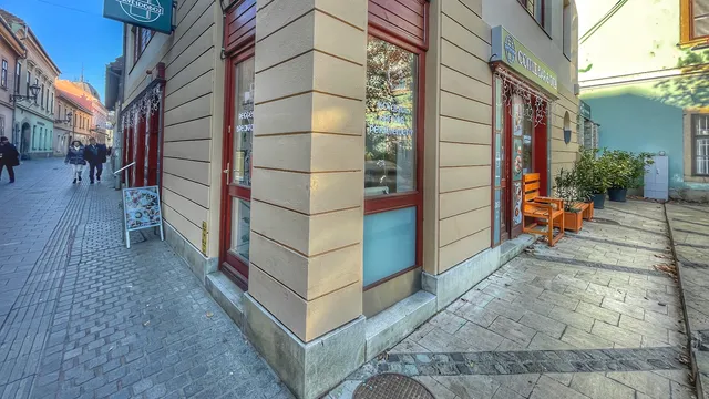 Kávésdoboz Coffee Bar & Deli