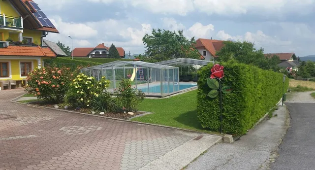 Haus Rose Schwarz Erhard u Rosmarie