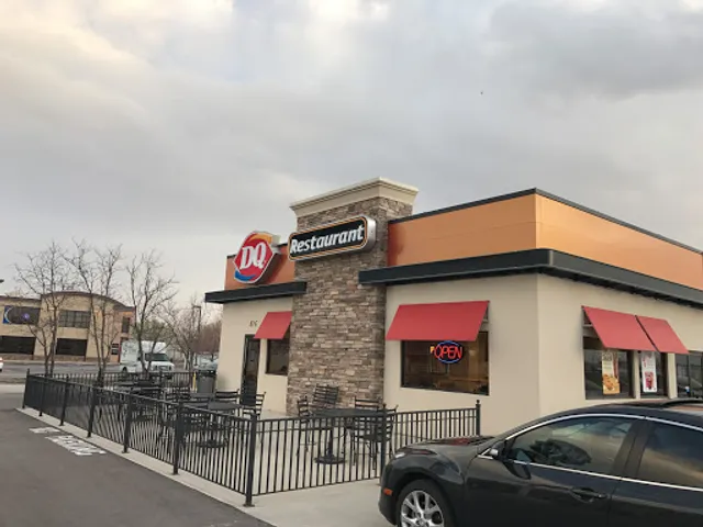 Dairy Queen Grill & Chill