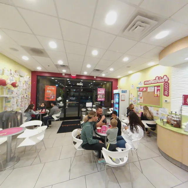 Menchie's Frozen Yogurt