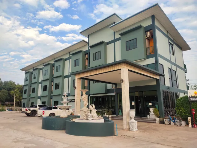 F2 Hotel (Fahsuay Hotel)