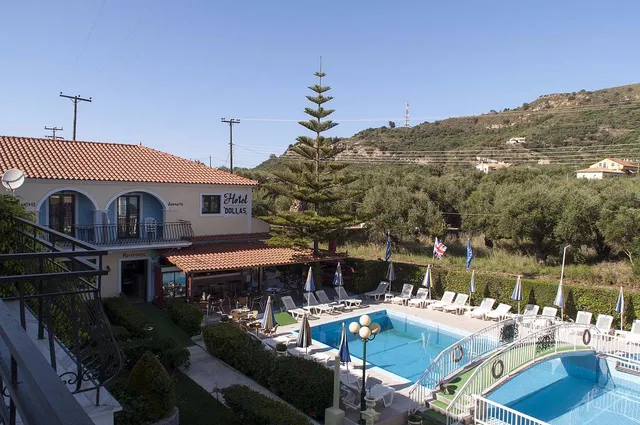 dollas hotel and apartments