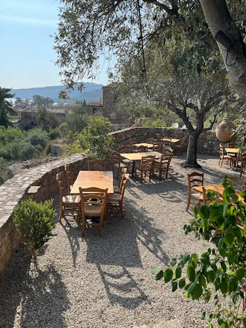 Old Kardamili Traditional Restaurant