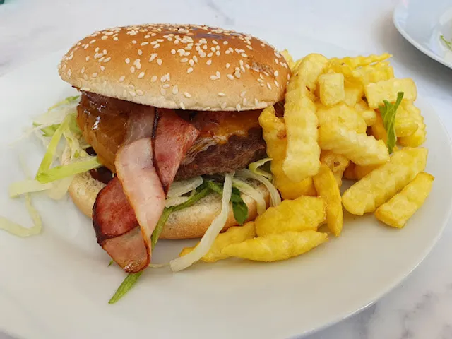 Schnitzelhaus Frauenkirchen