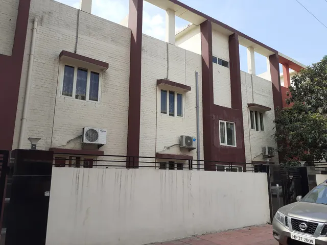 Sukhna Guest House