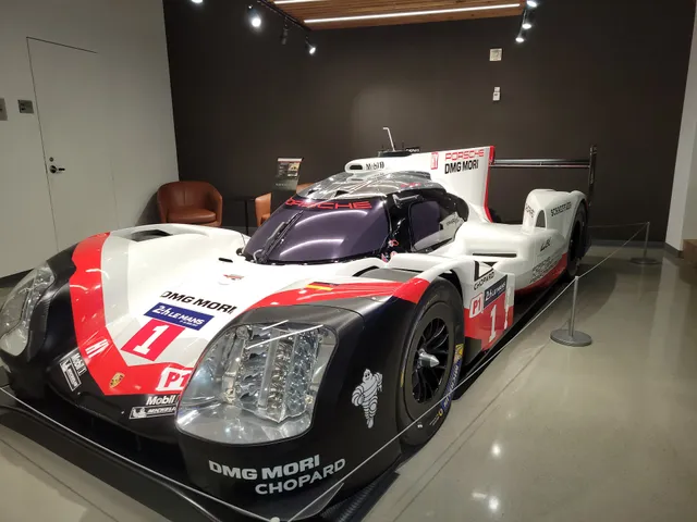 Microsoft Redmond Town Center 5