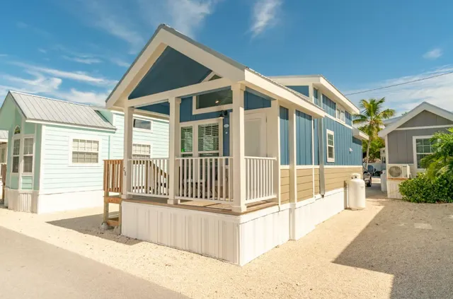 Sun Outdoors Key Largo