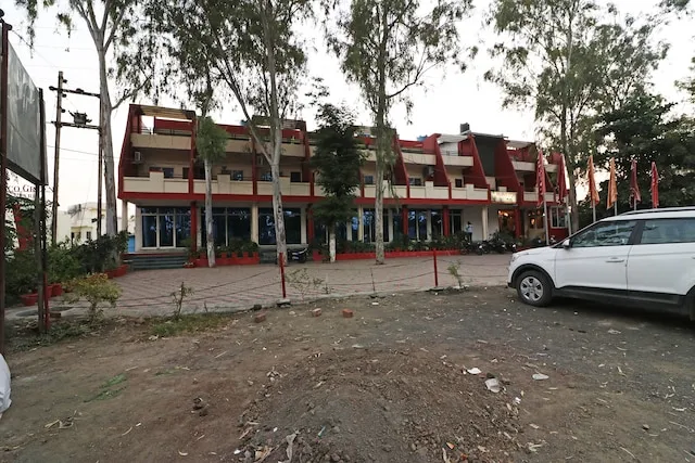 OYO 22889 Hotel Shree Ji