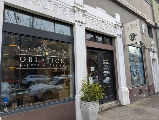Oblation Papers & Press