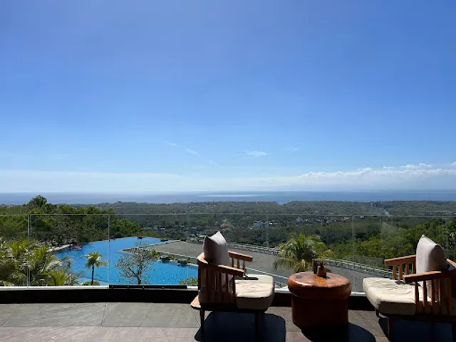 R Bar Renaissance Uluwatu