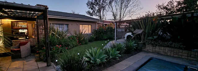 Lion's Den Guesthouse