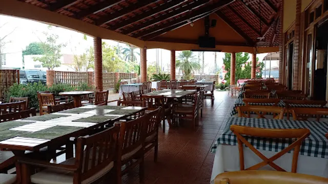 Restaurante e Choperia La Varanda