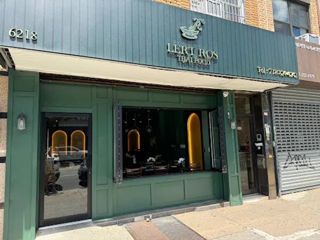Lert Ros Thai Food