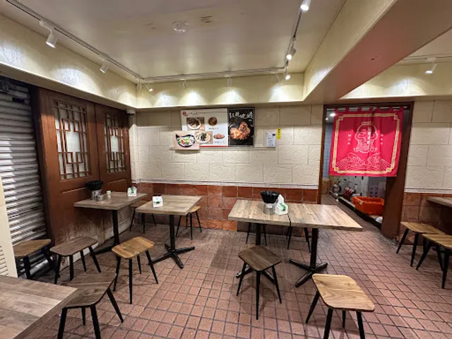 娥嬤炖鰻 （原昌吉紅燒鰻）