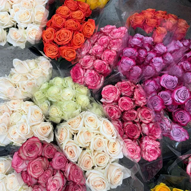 Royer's Flowers & Gifts