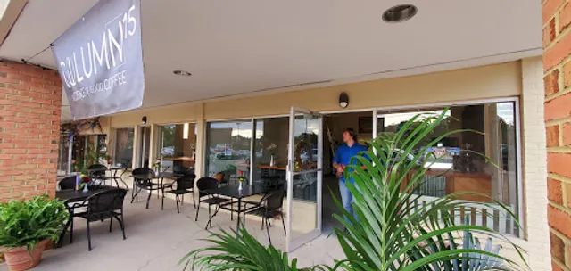 Column 15 Cafe and Roastery