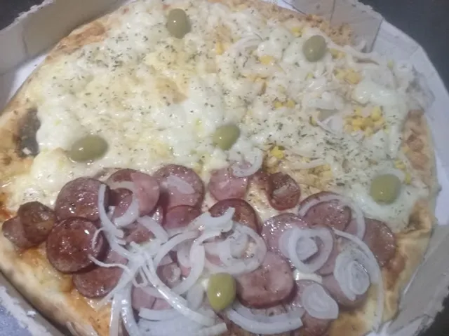 Santa pizza