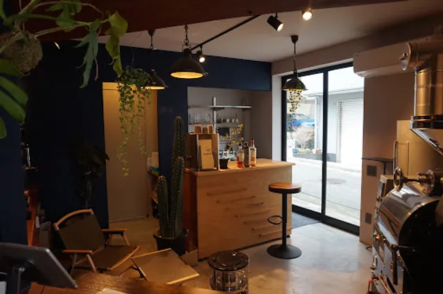 TODOKEL COFFEE ROASTERY (トドケル コーヒー ロースタリー)