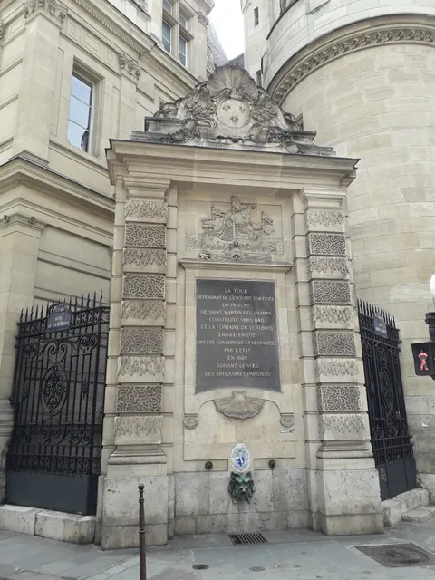 fontaine du Vert bois