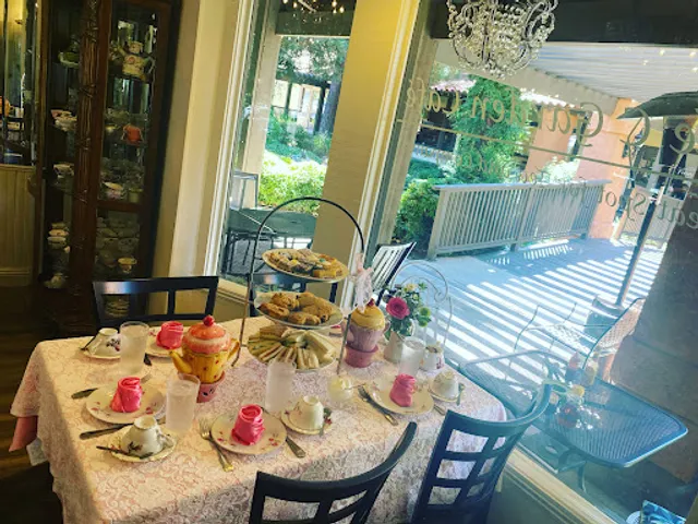 Tea Elle C Garden Cafe