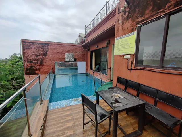 Aarey Paradise Pool Party Villa/Bungalow