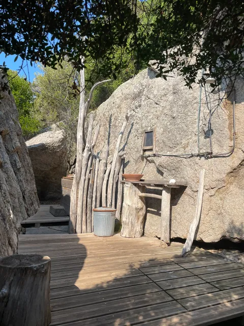 Clos du Mouflon - gîtes et lieux insolites