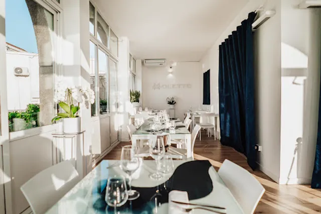 Moletto Restaurant & Bar