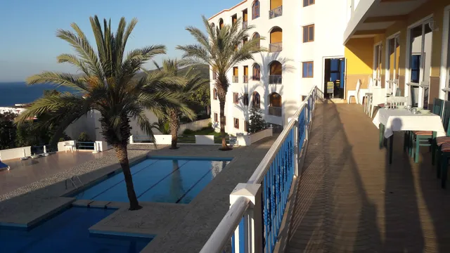 مجمع طريفة طنجة