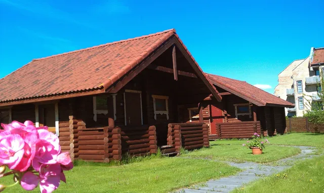 Nameliai Šventojoje