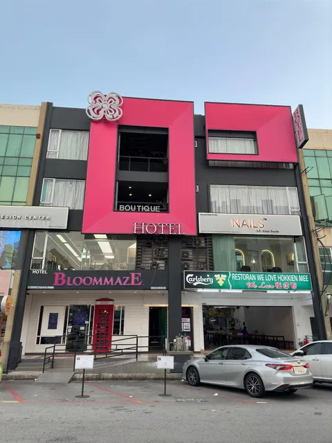 Bloommaze Hotel Sdn Bhd
