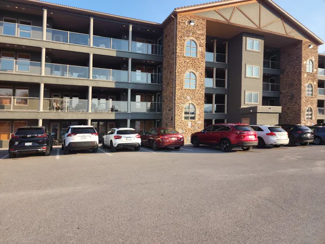 Sunchaser Villas at Fairmont - Riverview