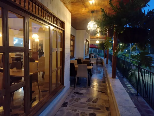 Curuba Restaurante y bar Armenia la Castellana