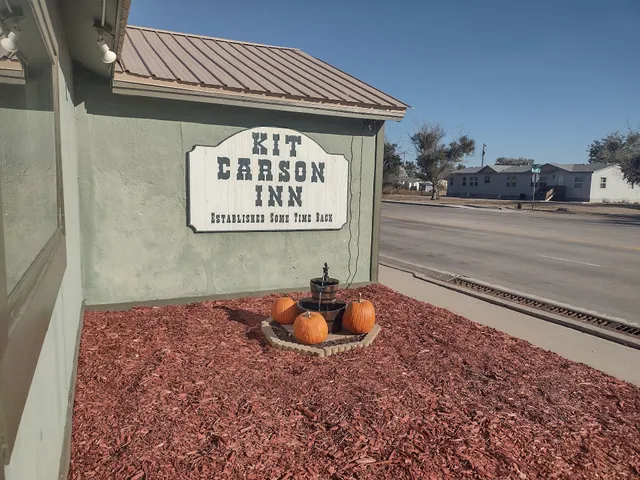 Kit Carson Inn